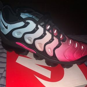Womens Nike Vapormax